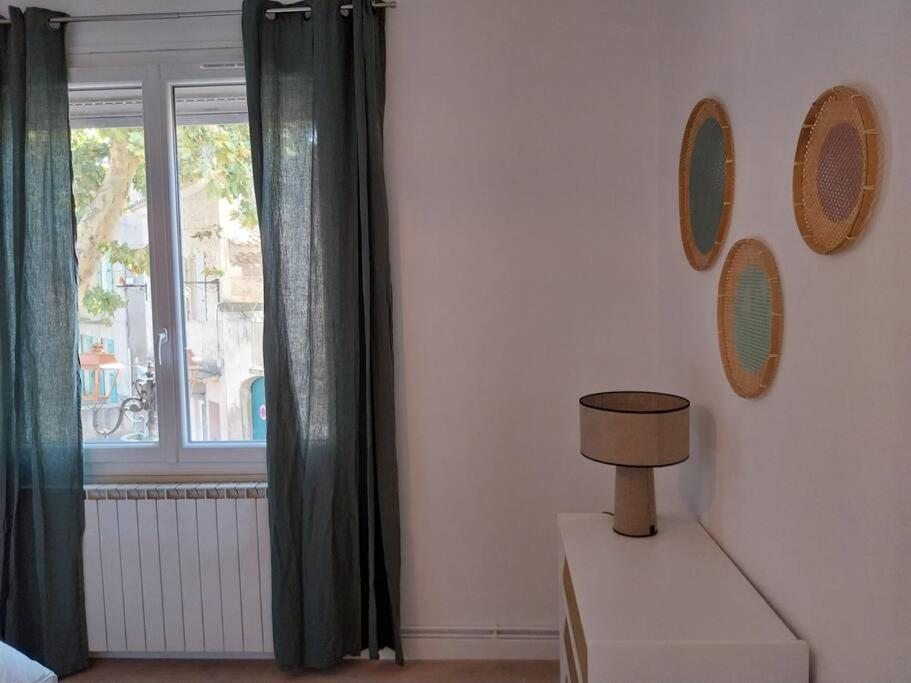 Charmant Appartement 3 Chambres Et Terrasse Eyragues 외부 사진