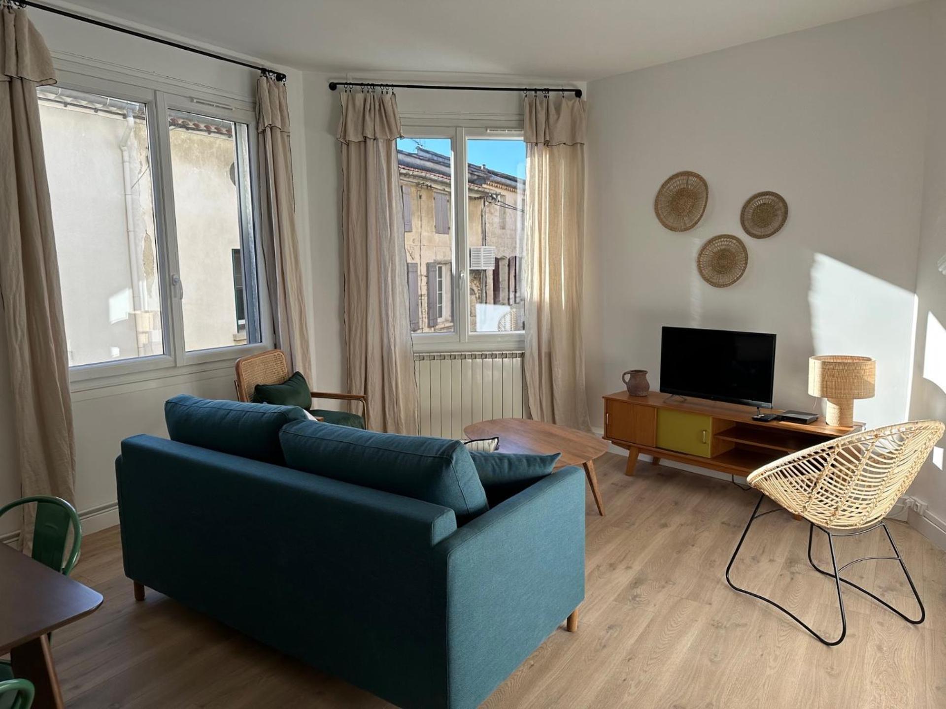 Charmant Appartement 3 Chambres Et Terrasse Eyragues 외부 사진