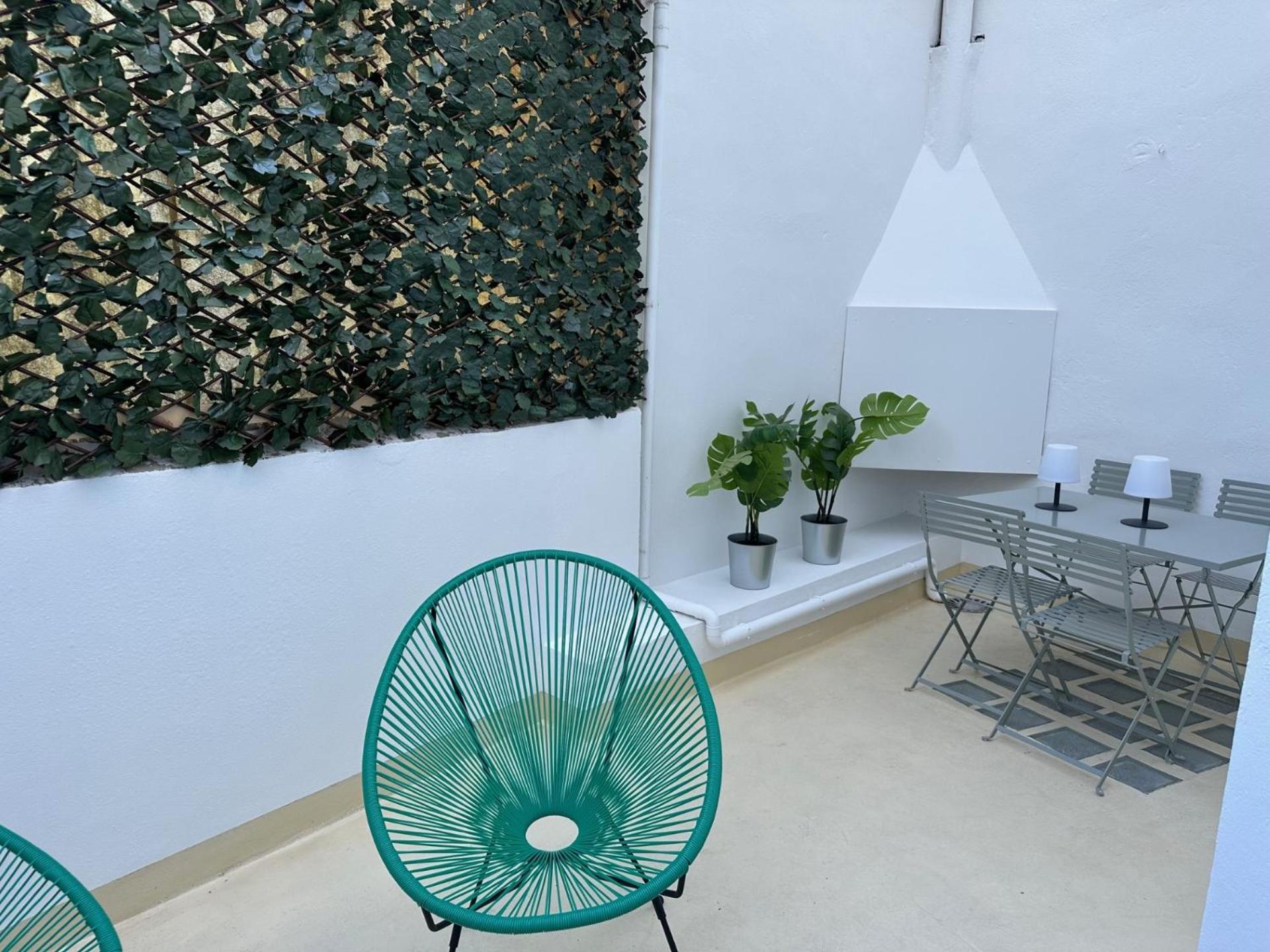 Charmant Appartement 3 Chambres Et Terrasse Eyragues 외부 사진