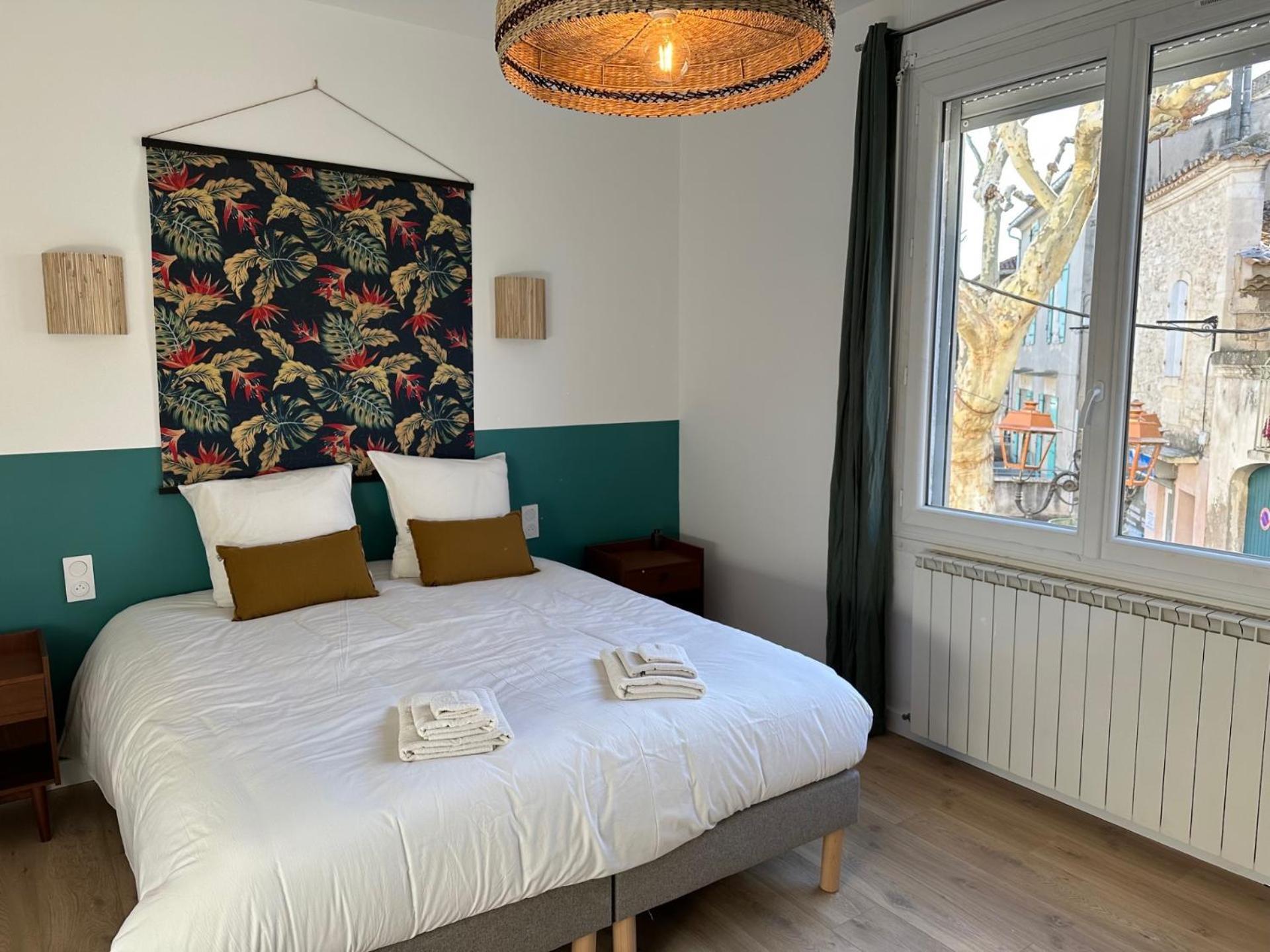 Charmant Appartement 3 Chambres Et Terrasse Eyragues 외부 사진